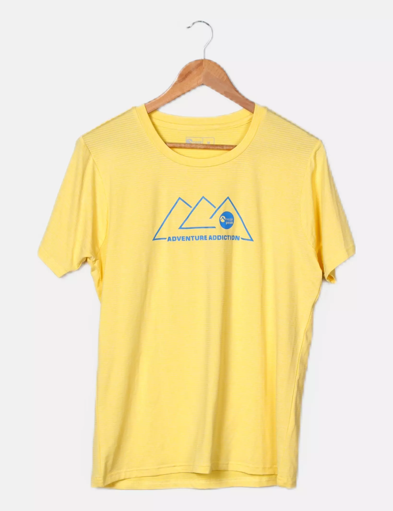 Neak Peak T-Shirt 3 Neak Peak T-Shirt